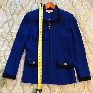 Suit with that classic St. John feel and look!